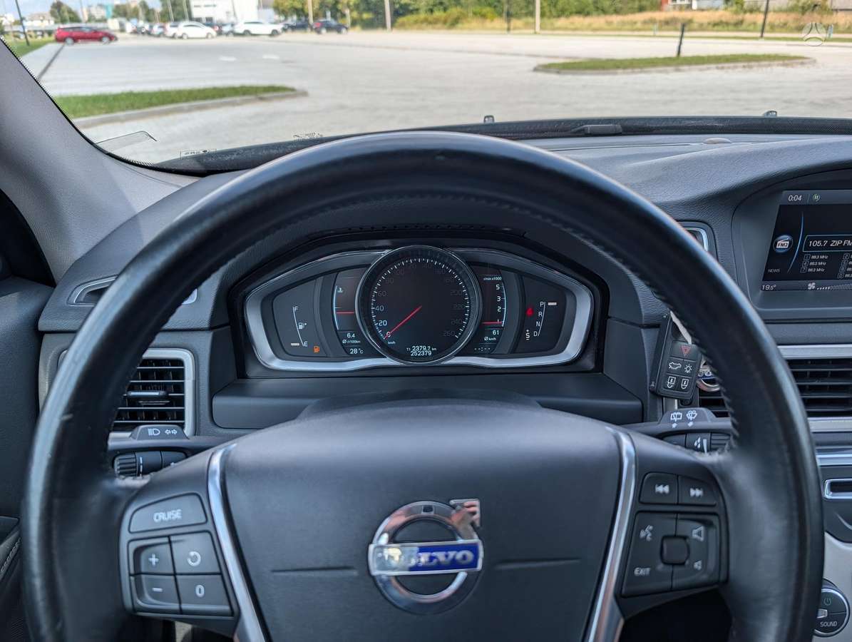 Volvo V70, 2.0 l., Универсал