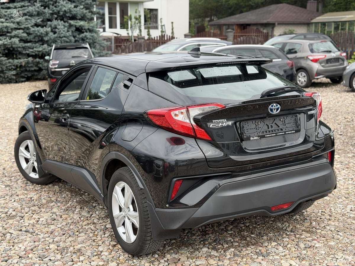Toyota C-HR - 3