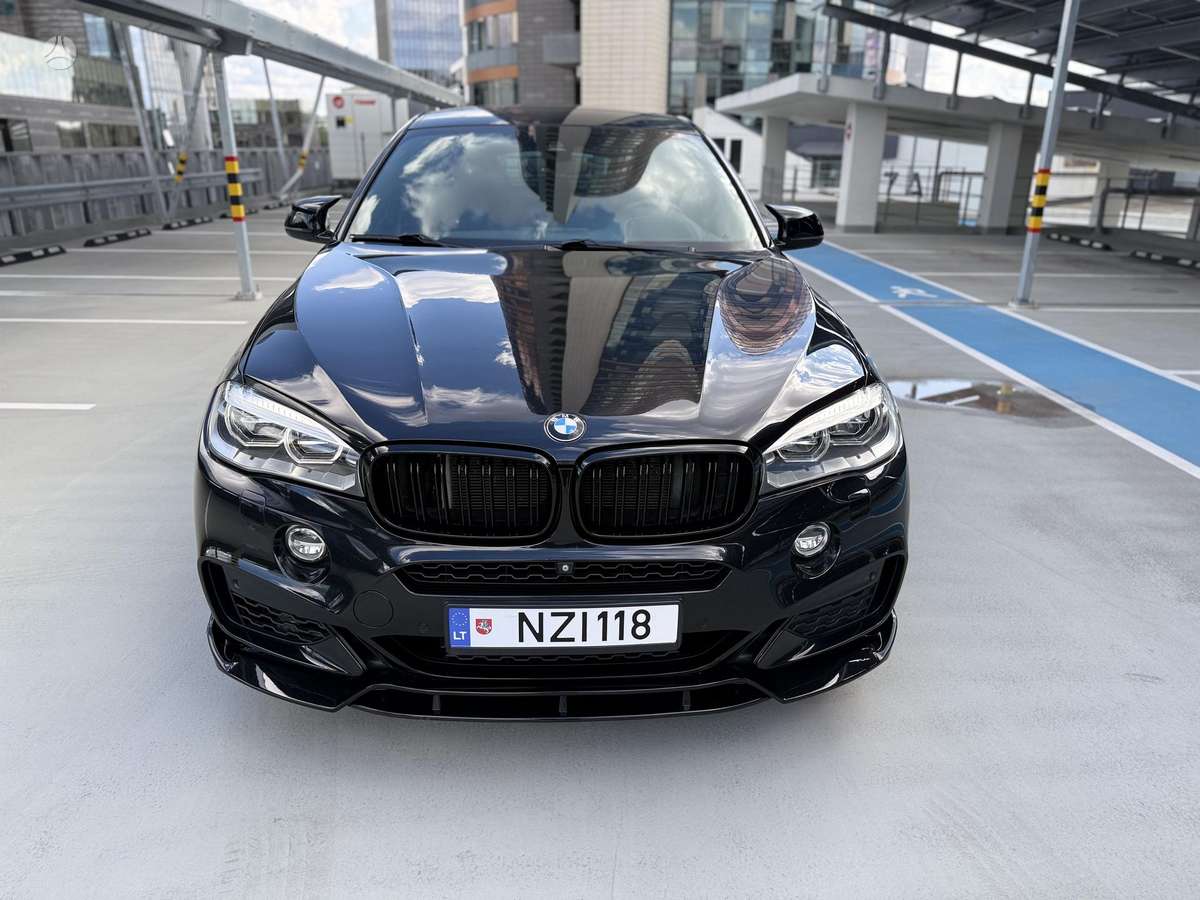BMW X6, 4.4 l., off-road / crossover