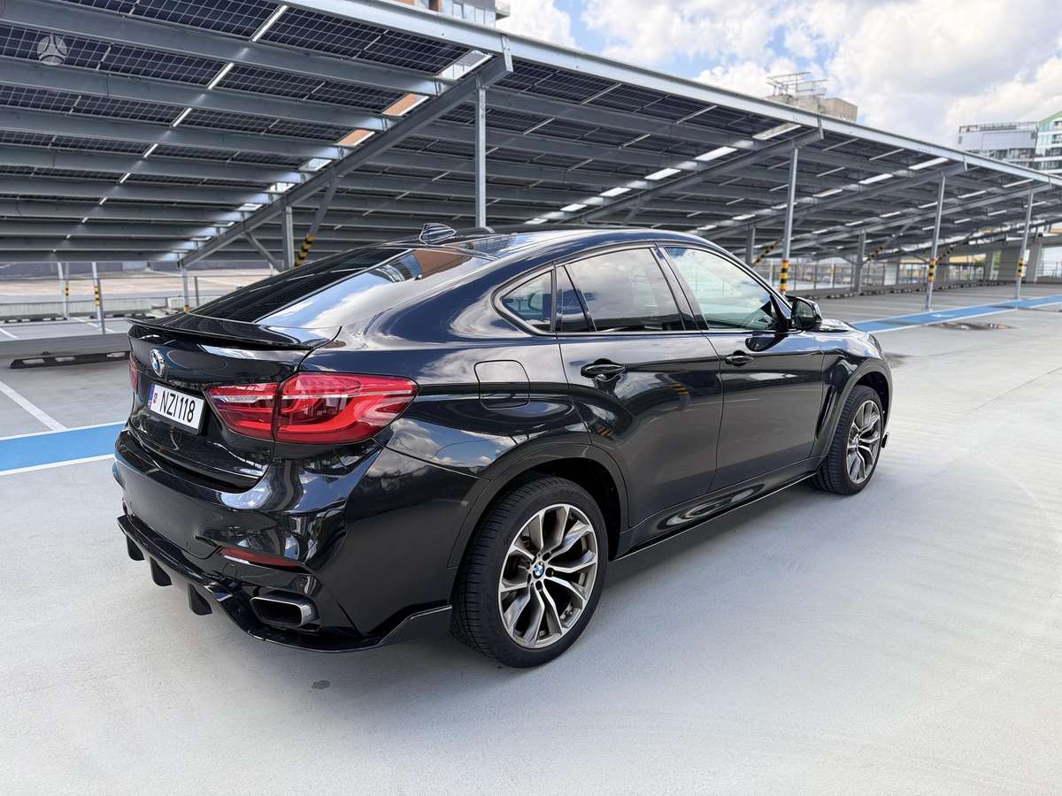 BMW X6, 4.4 l., off-road / crossover