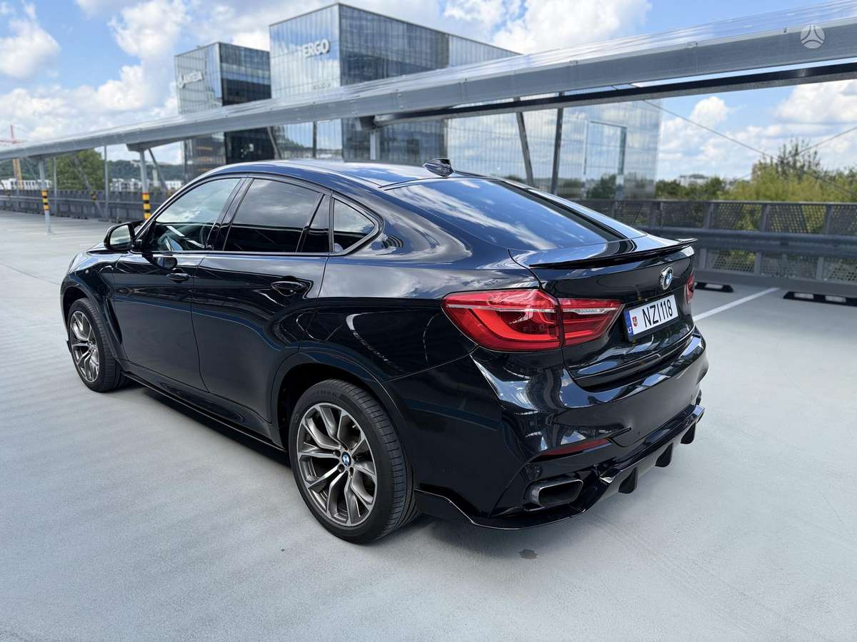 BMW X6, 4.4 l., off-road / crossover