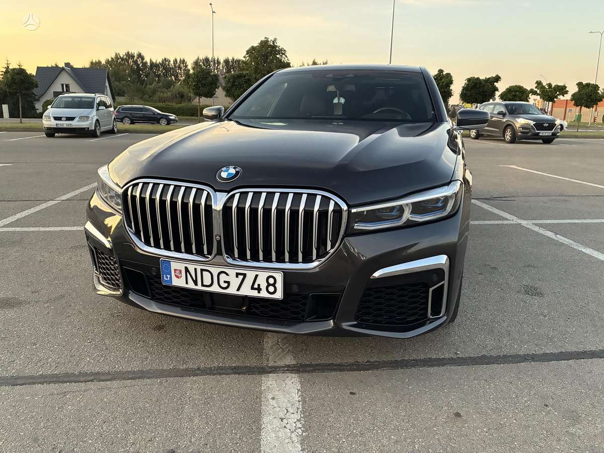 BMW 740, 3.0 l., Лимузин