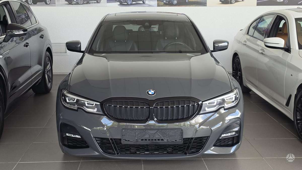 BMW 318, 2.0 l., Седан
