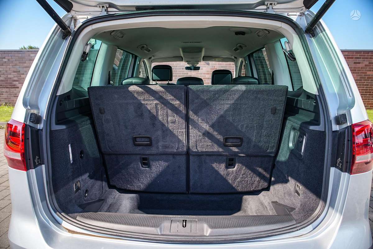 Volkswagen Sharan - 10