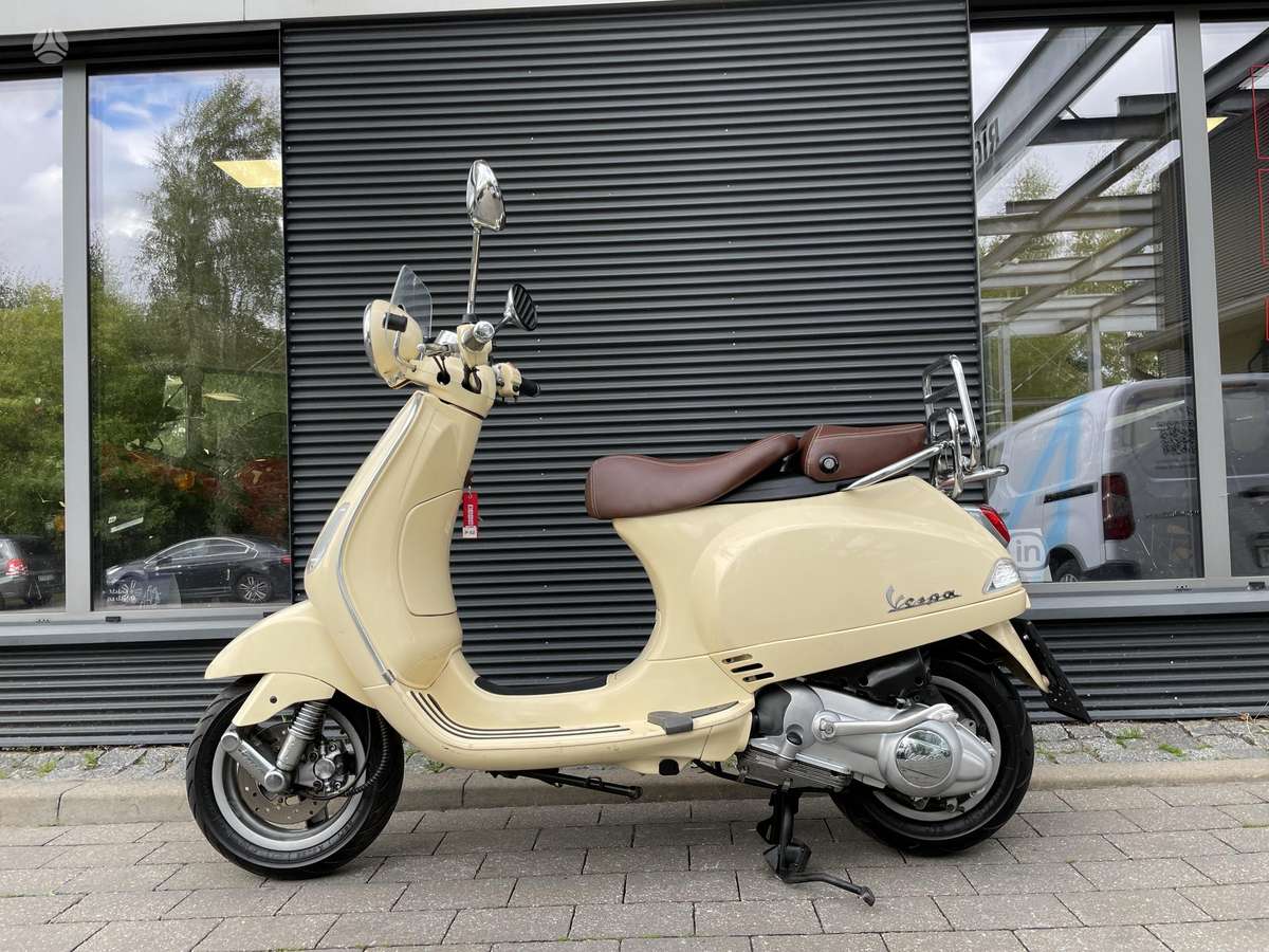 Piaggio Vespa 125cc, мотороллеры / мопеды
