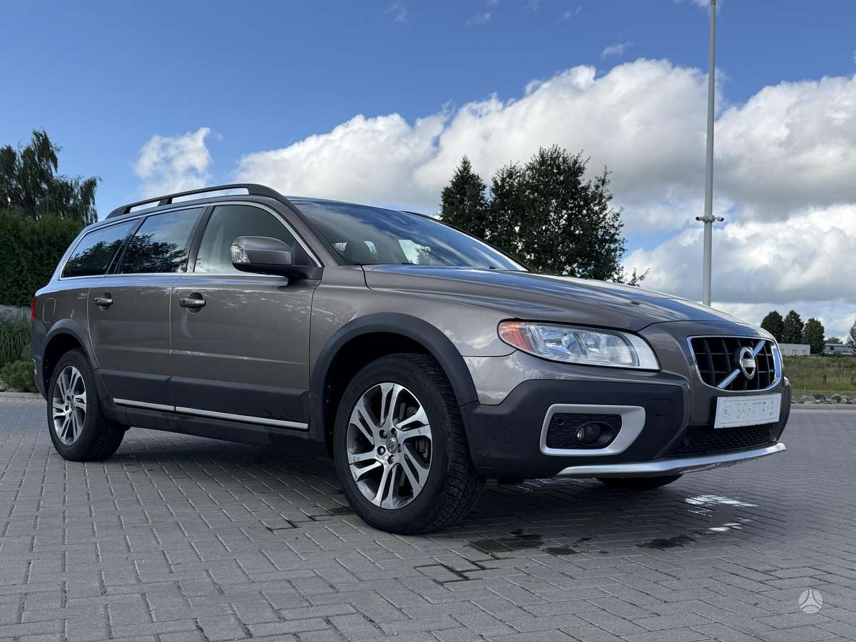 Volvo XC70, 2.4 l., wagon