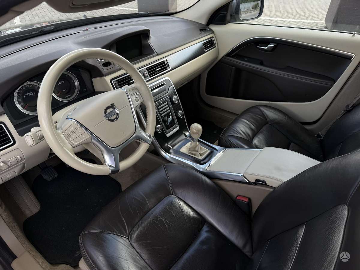 Volvo XC70, 2.4 l., Универсал
