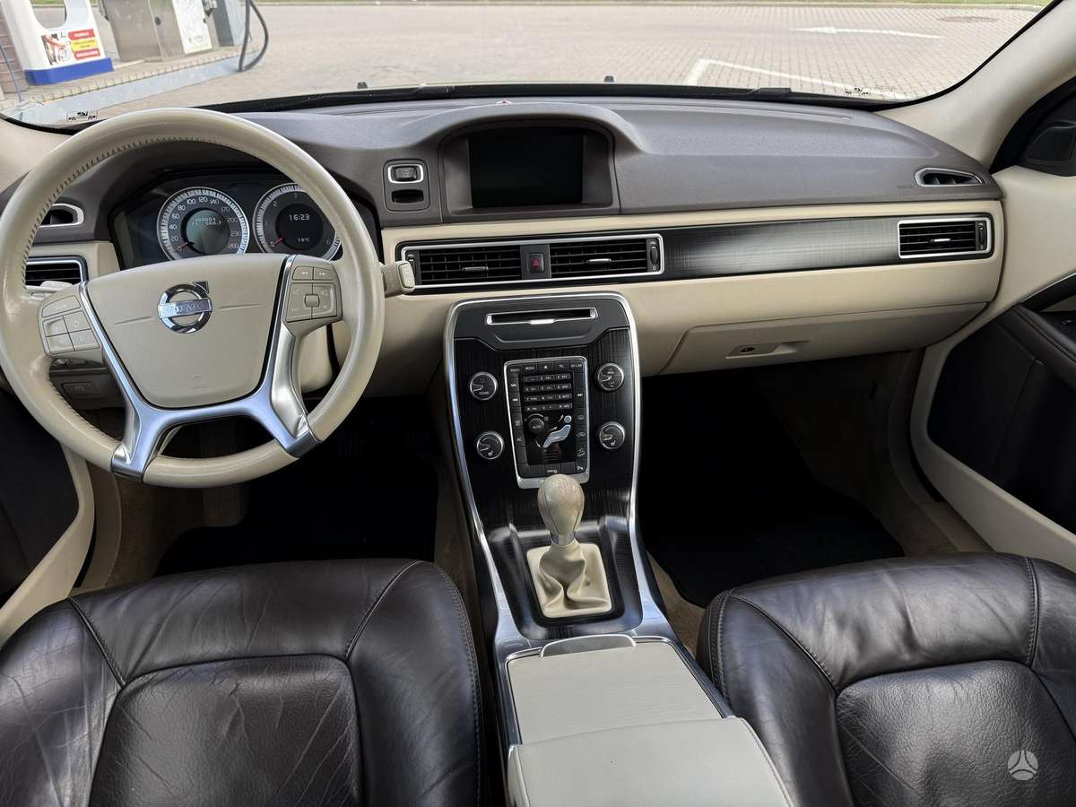 Volvo XC70, 2.4 l., Универсал