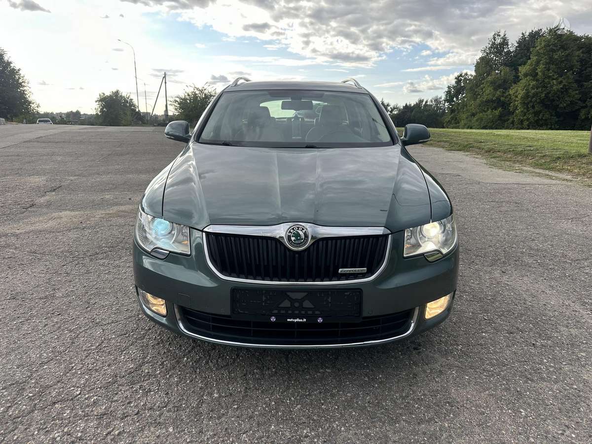 Skoda Superb, 1.6 l., Универсал