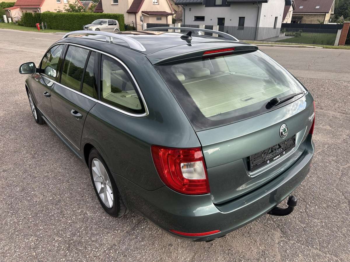 Skoda Superb, 1.6 l., Универсал