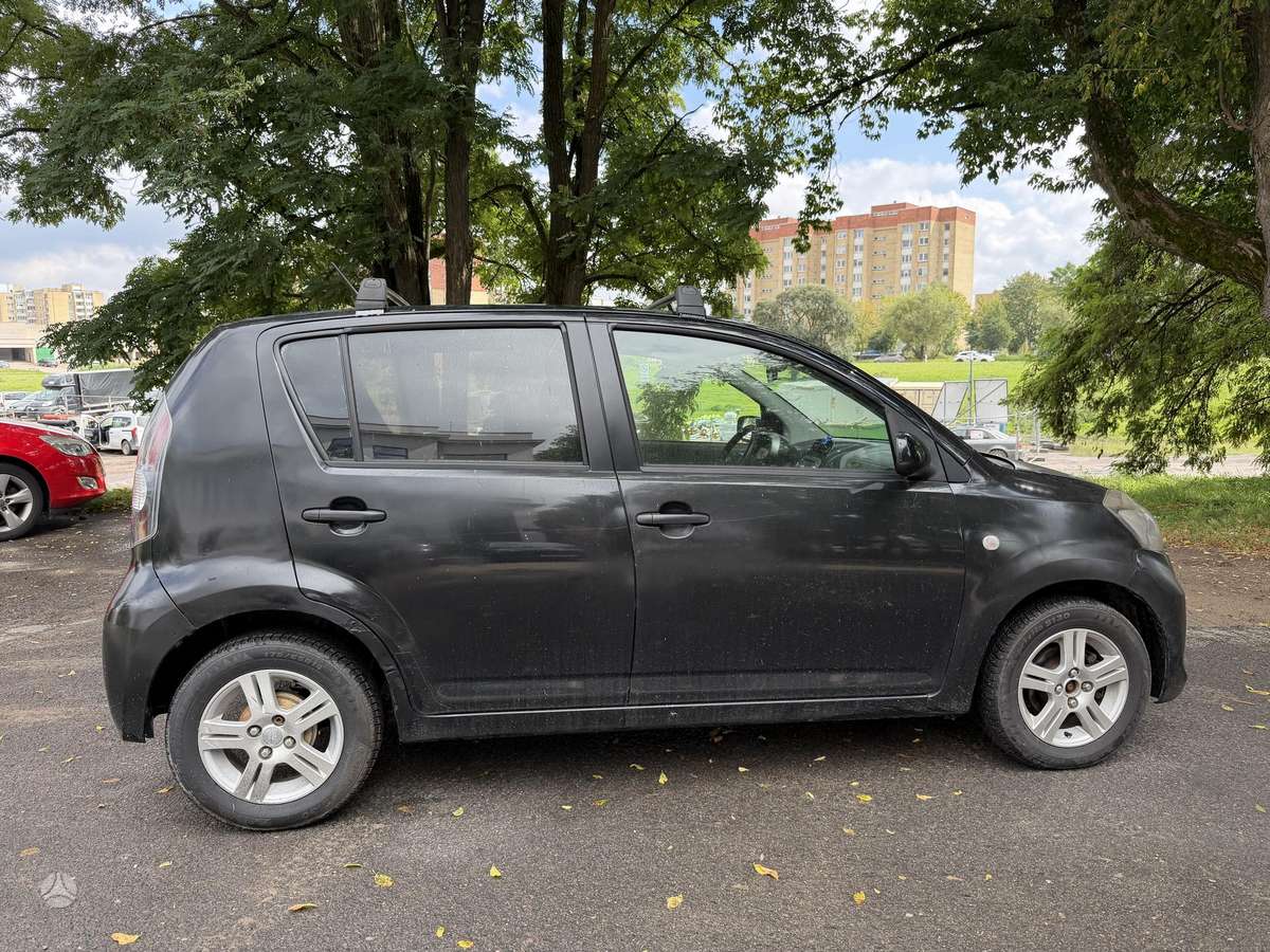 Subaru Justy - 3