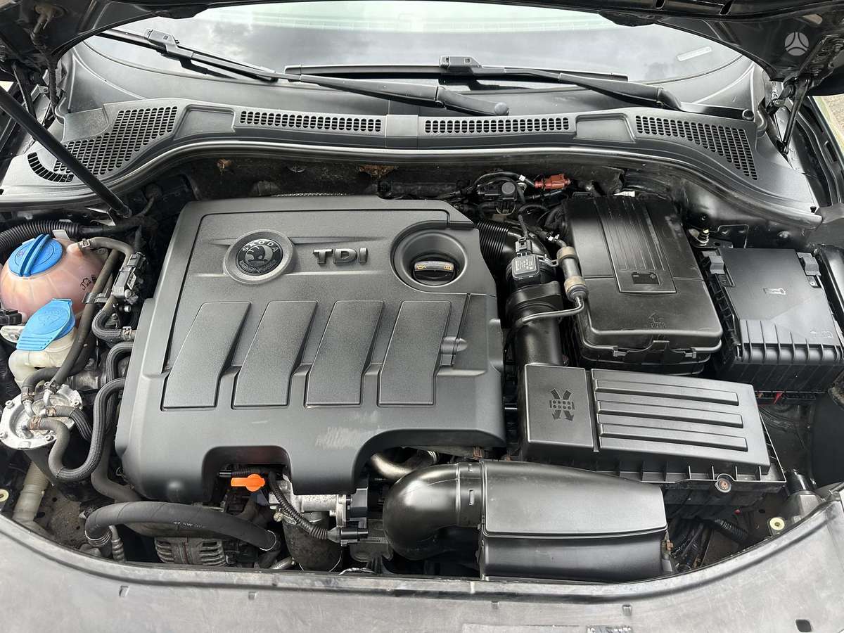 Skoda Superb, 1.6 l., Универсал