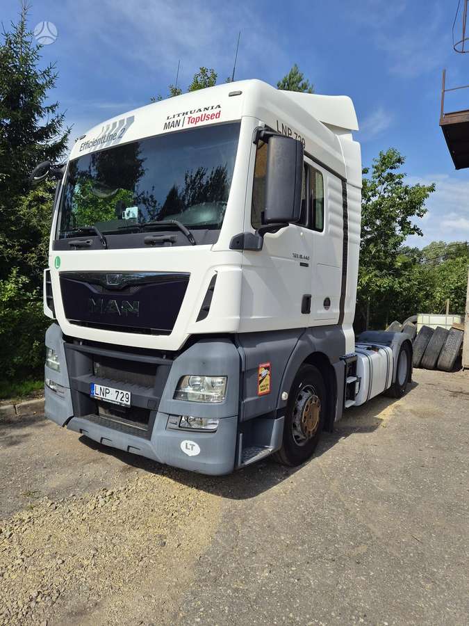 MAN TGX 440, 2 miegamosios vietos
