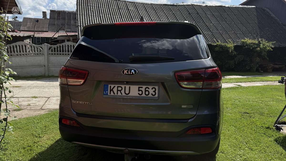 Kia Sorento, 2.2 l., off-road / crossover