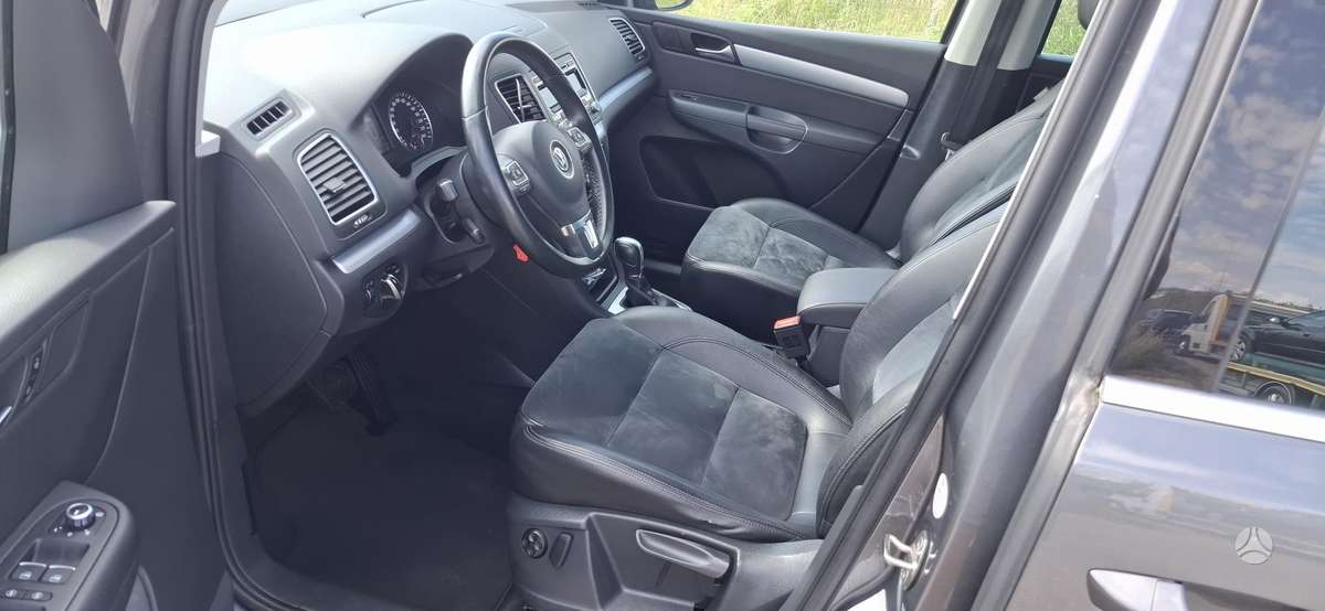 Volkswagen Sharan - 11