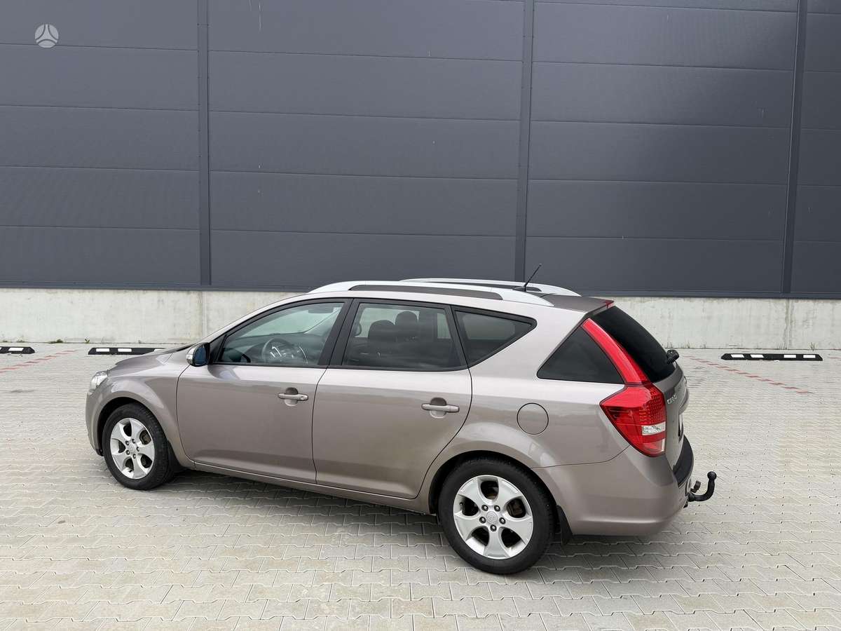 Kia Ceed, 1.6 l., Универсал
