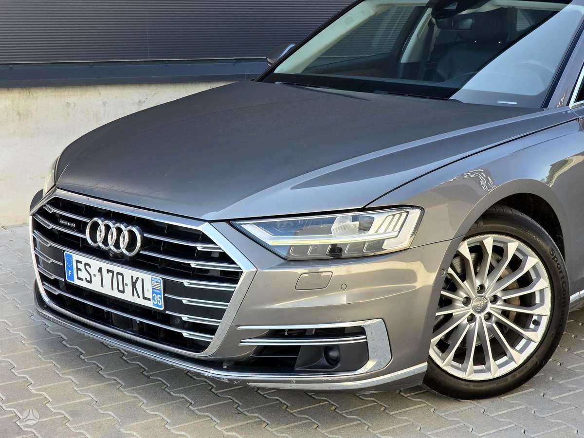 Audi A8, 3.0 l., Седан