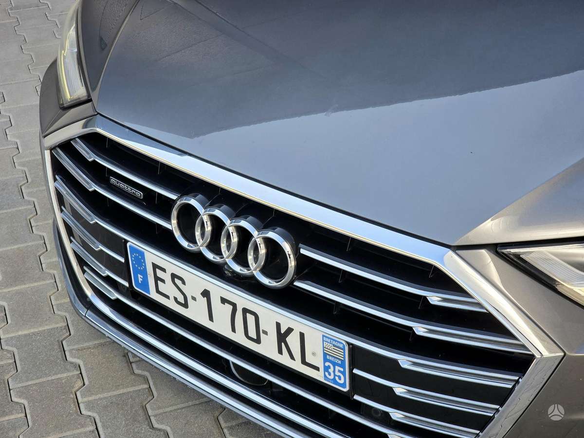 Audi A8, 3.0 l., Седан