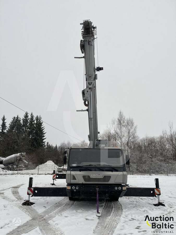 Grove GMK 3055, kranai