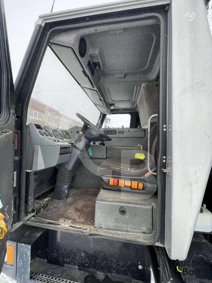 Grove GMK 3055, crane