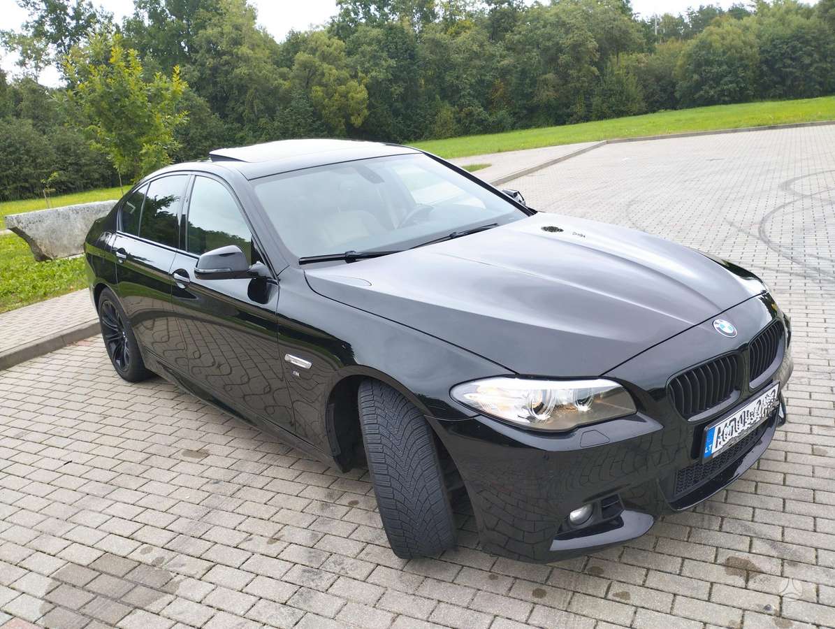 BMW 520, 2.0 l., Седан