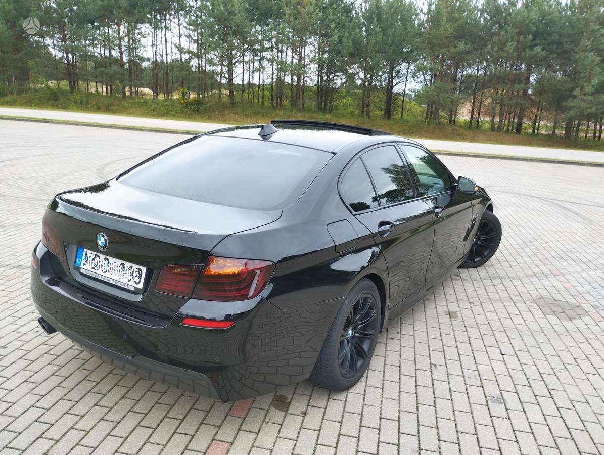 BMW 520, 2.0 l., Седан