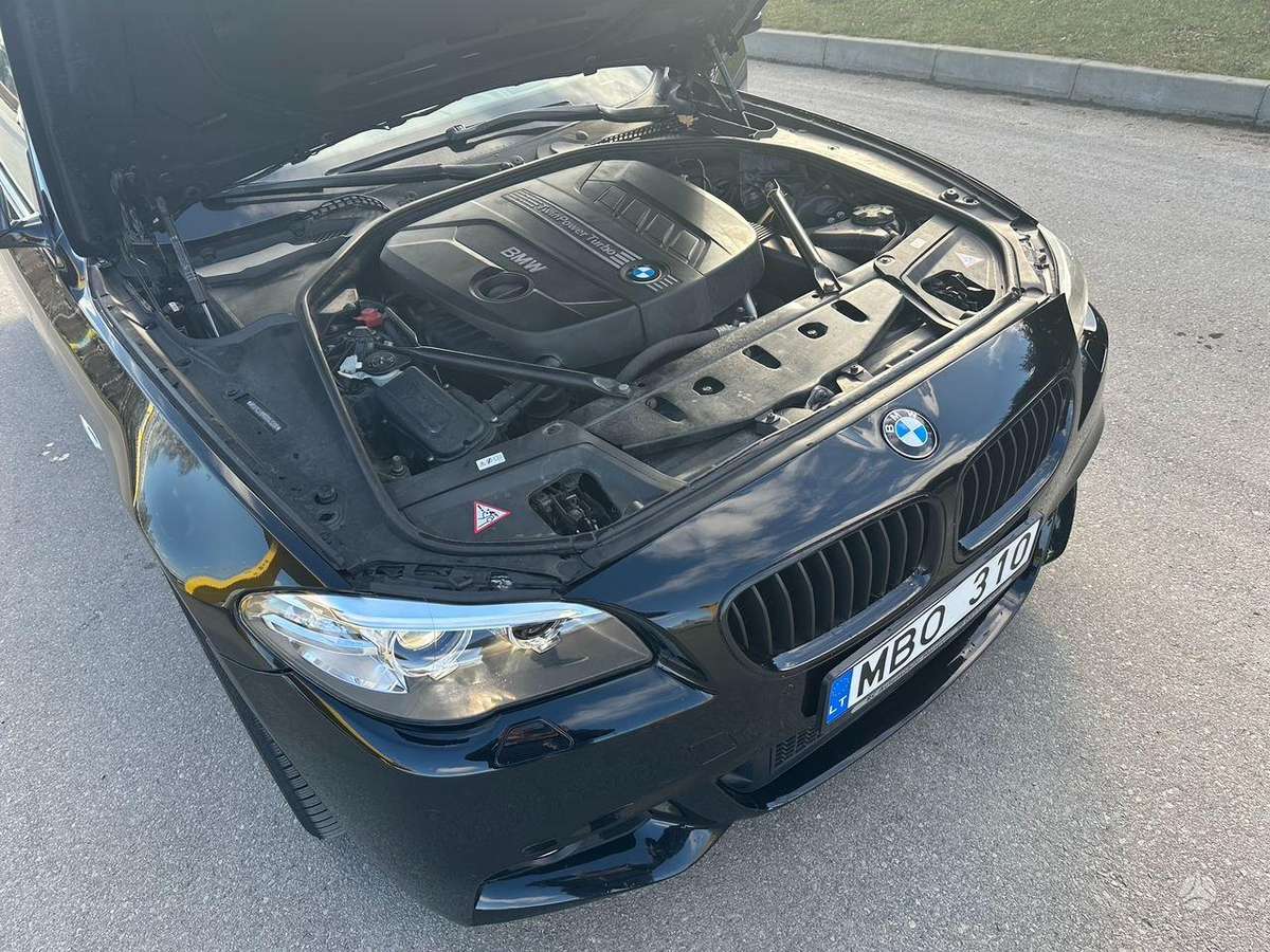 BMW 520, 2.0 l., Седан