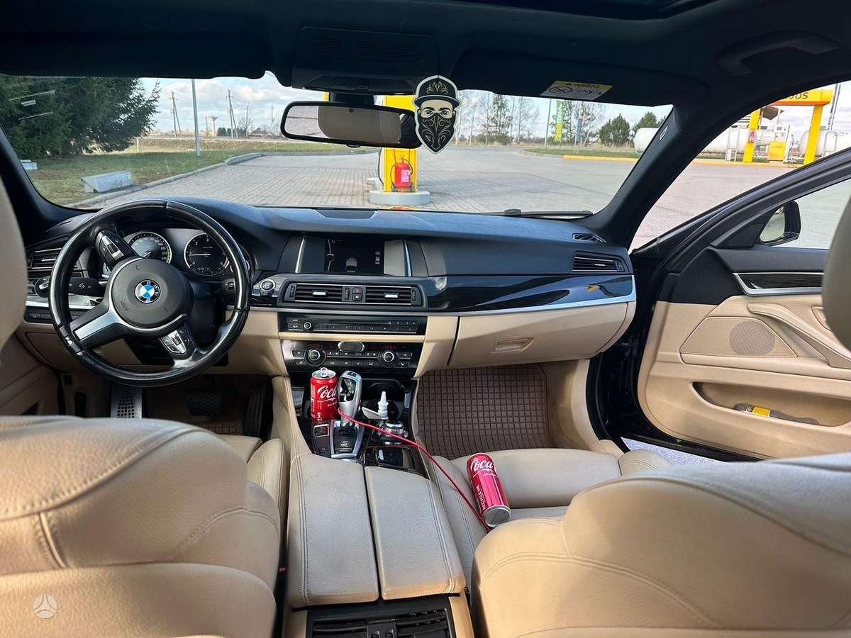 BMW 520, 2.0 l., Седан