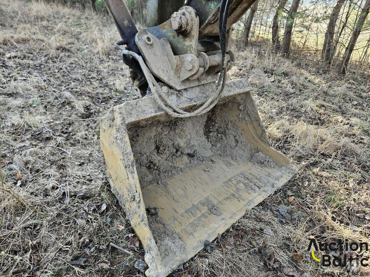 Kobelco SK 210 LC-8, kranai