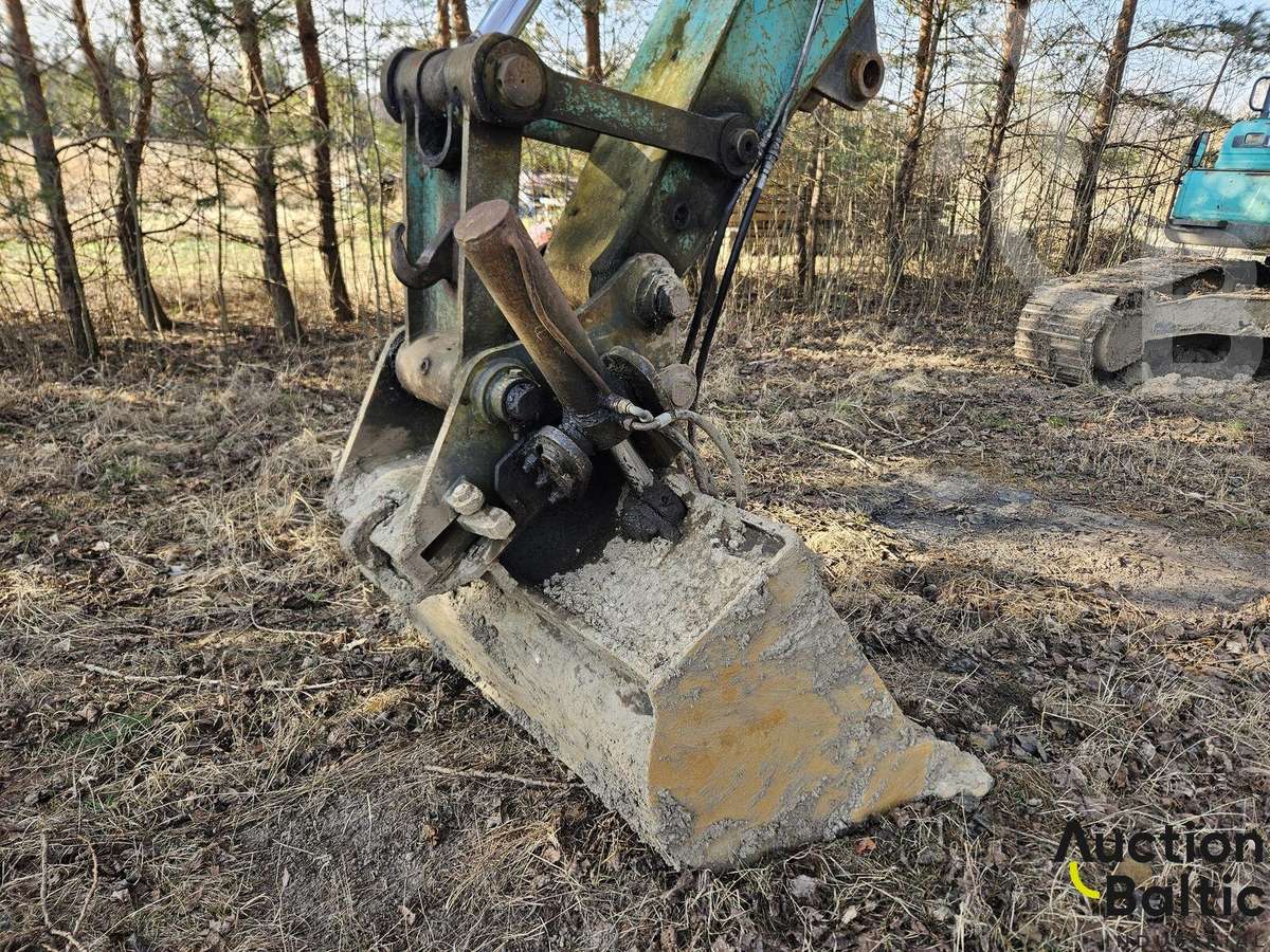 Kobelco SK 210 LC-8, kranai