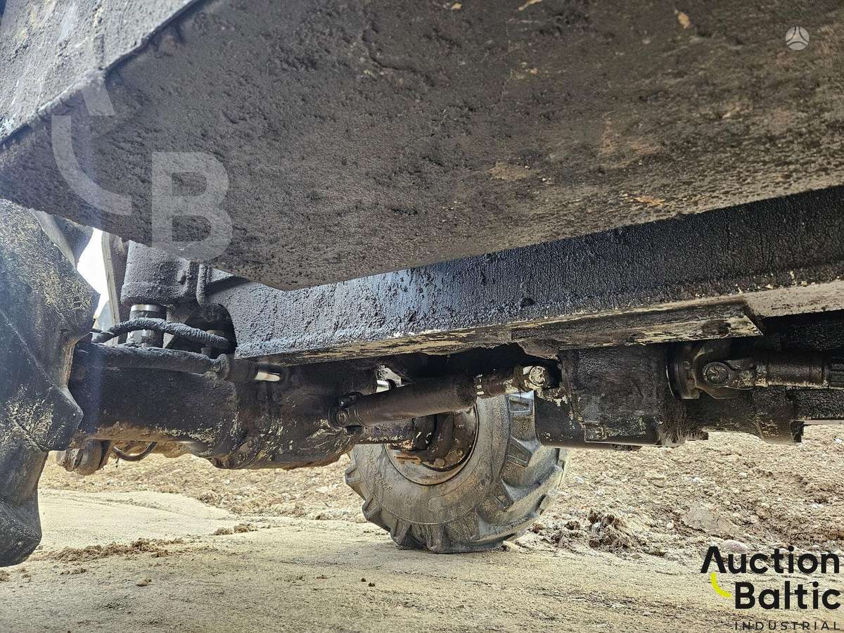 JCB JS 175 W, excavator