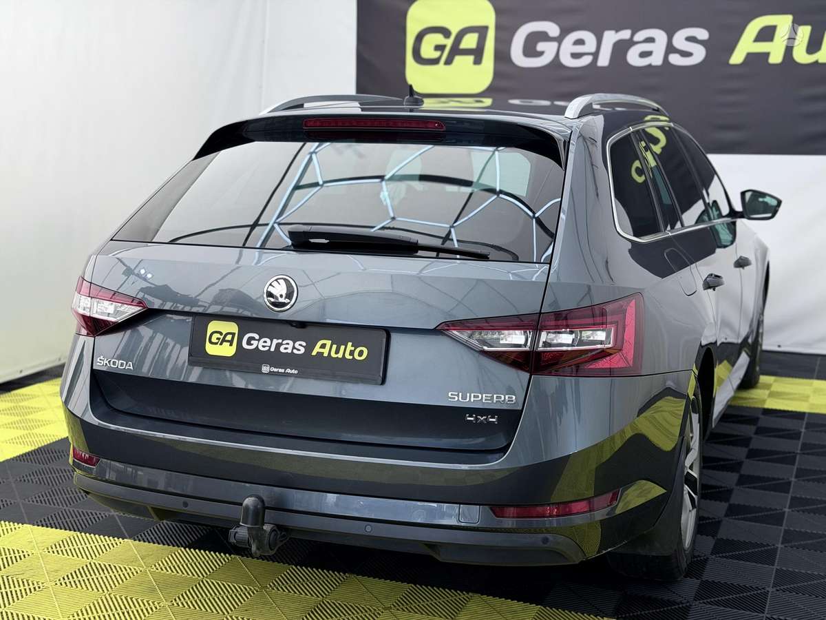 Skoda Superb, 2.0 l., wagon