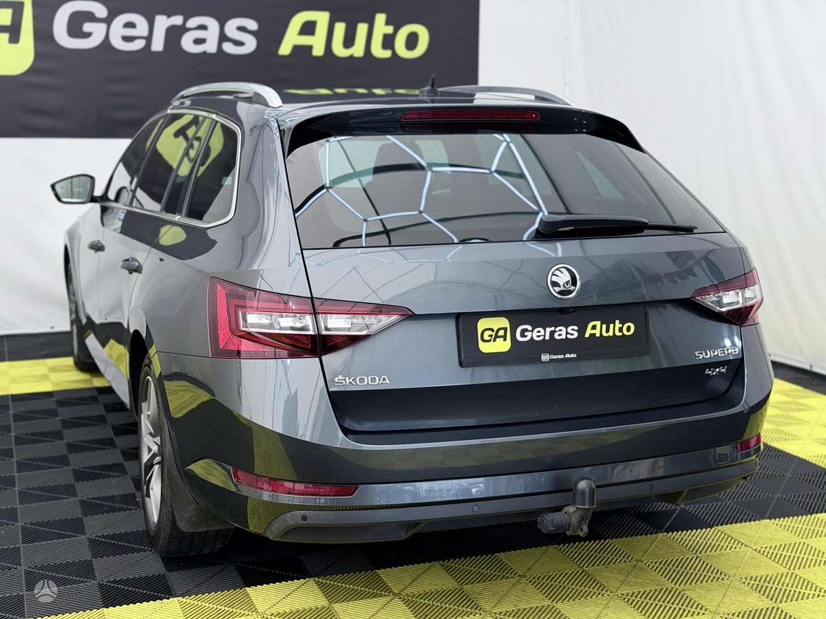 Skoda Superb, 2.0 l., wagon