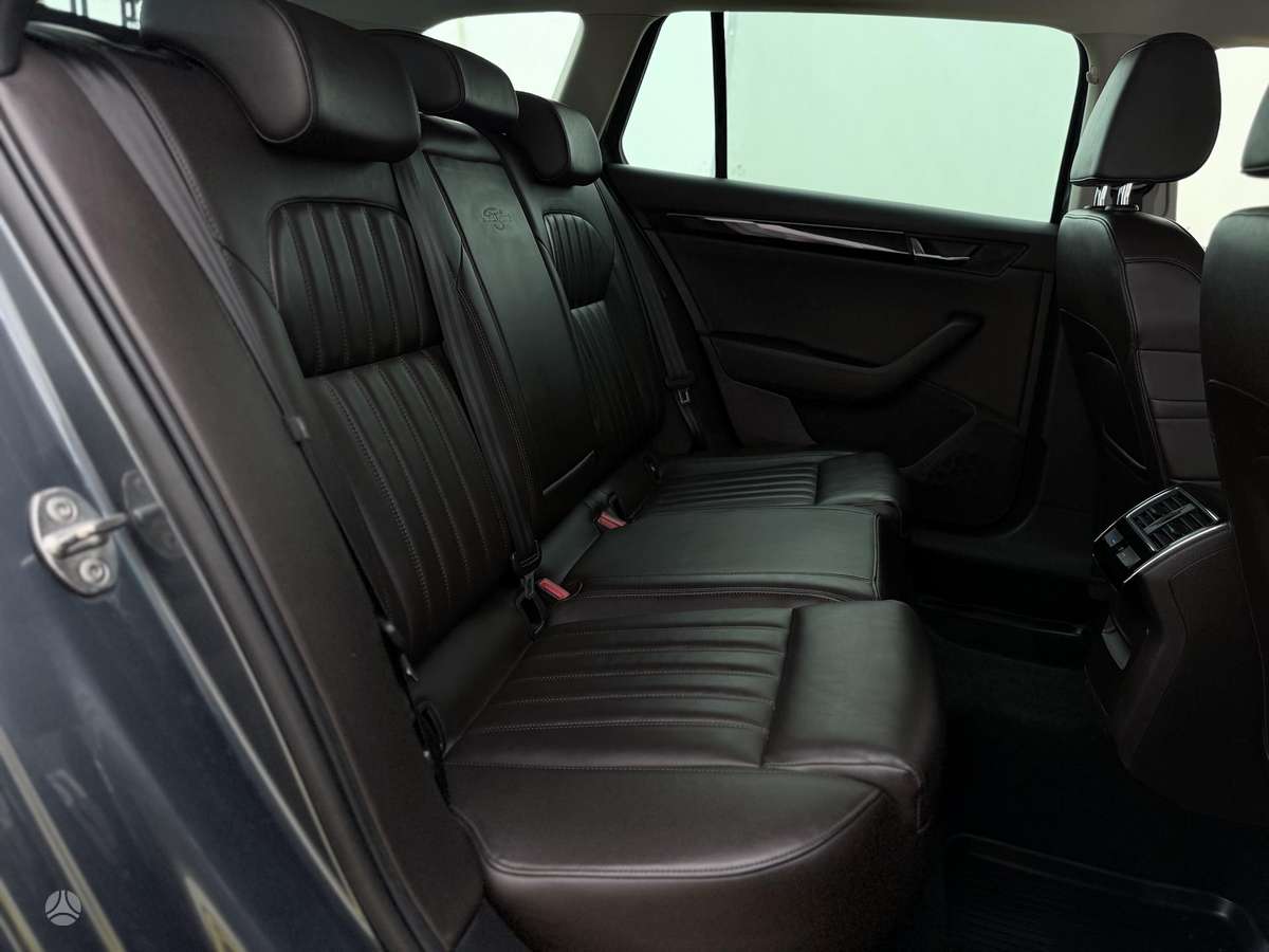Skoda Superb, 2.0 l., wagon