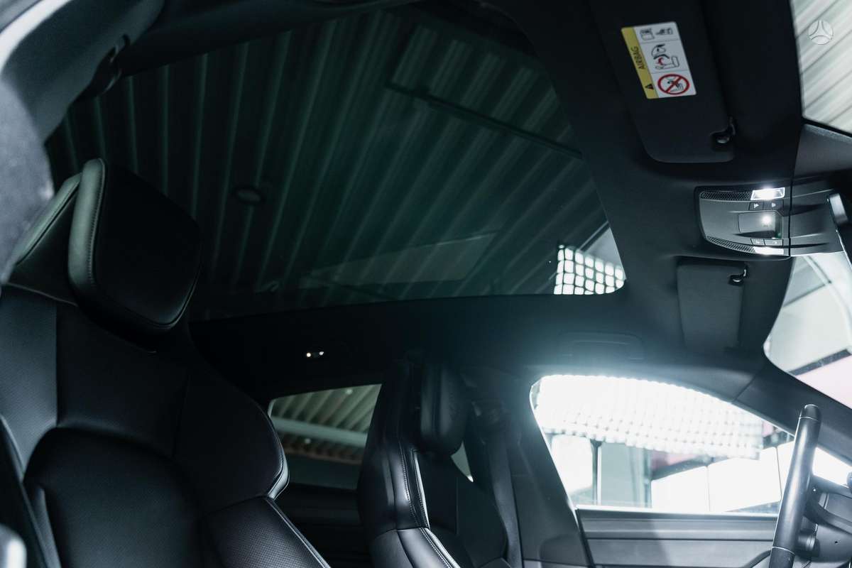 Porsche Taycan, 91 кВт·ч, Универсал