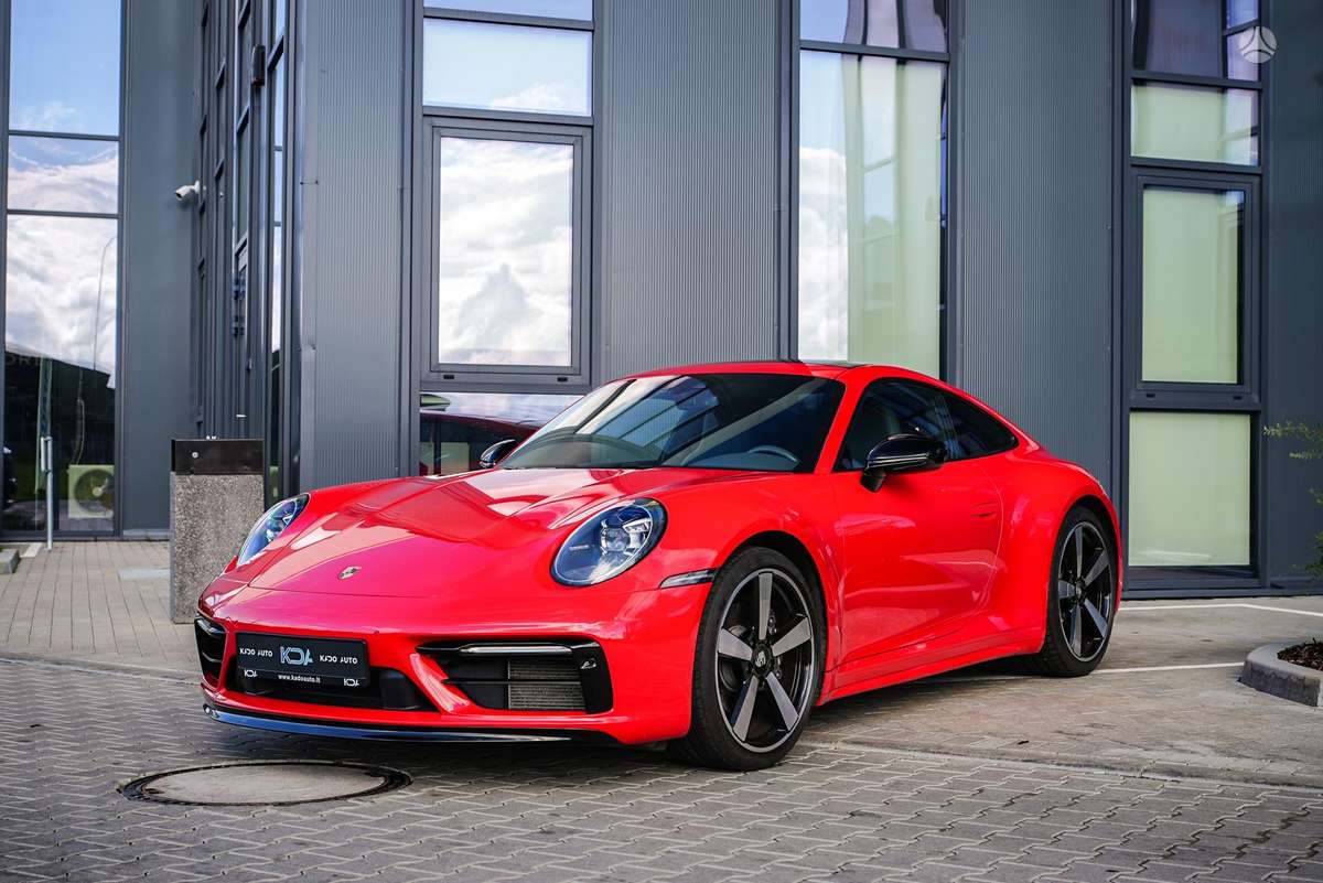 Porsche 911 - 4