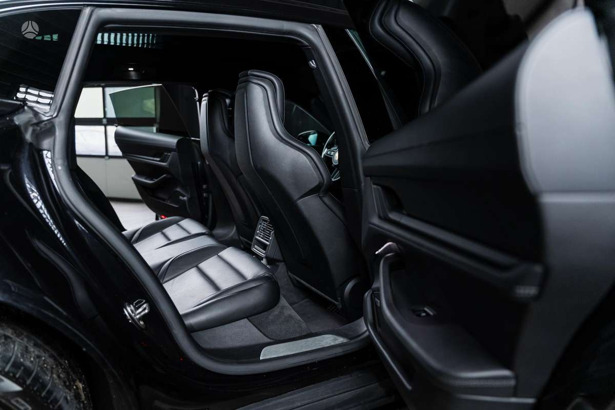 Porsche Taycan, 91 кВт·ч, Универсал