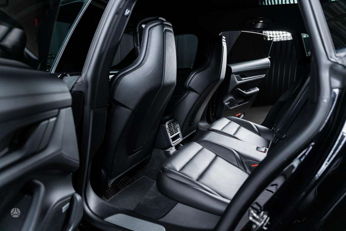 Porsche Taycan, 91 кВт·ч, Универсал