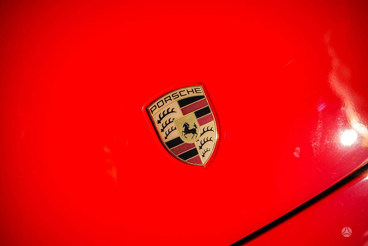 Porsche 911 - 10