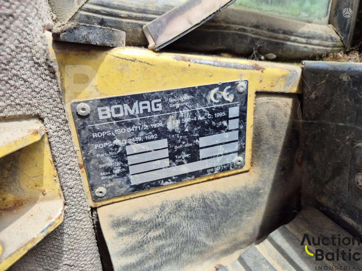 Bomag BW 211 D, vibro technika