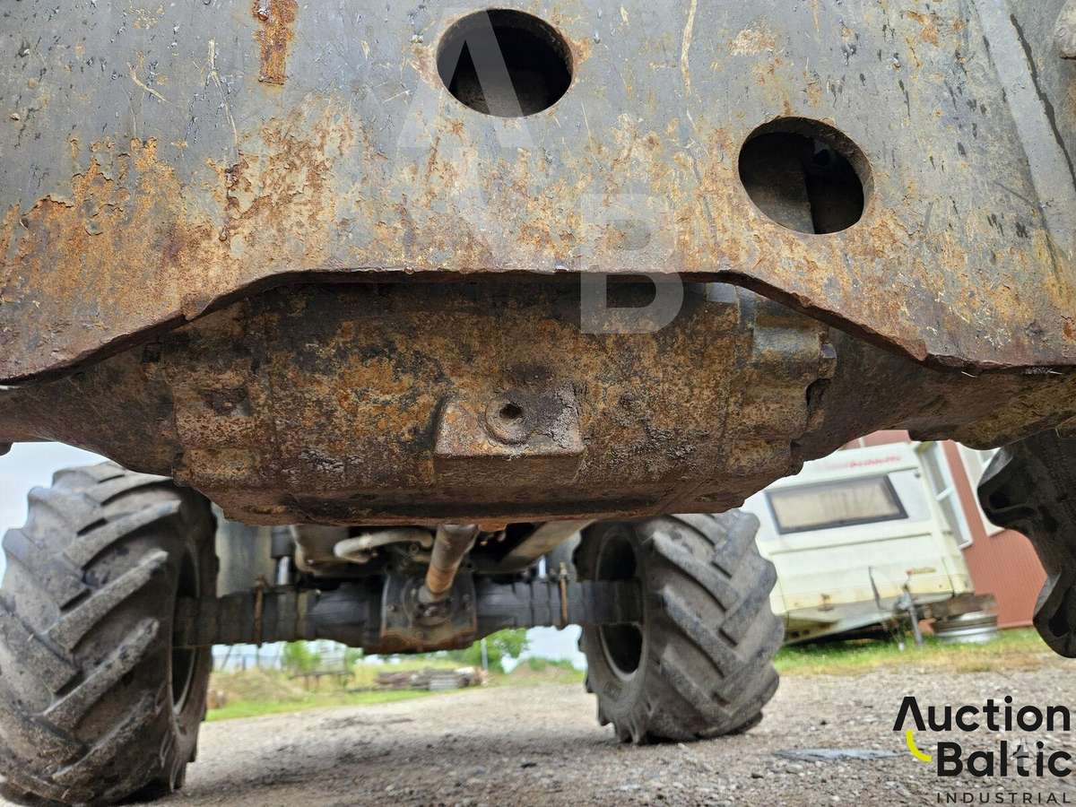 Mecalac 12 M TX, ekskavatoriai