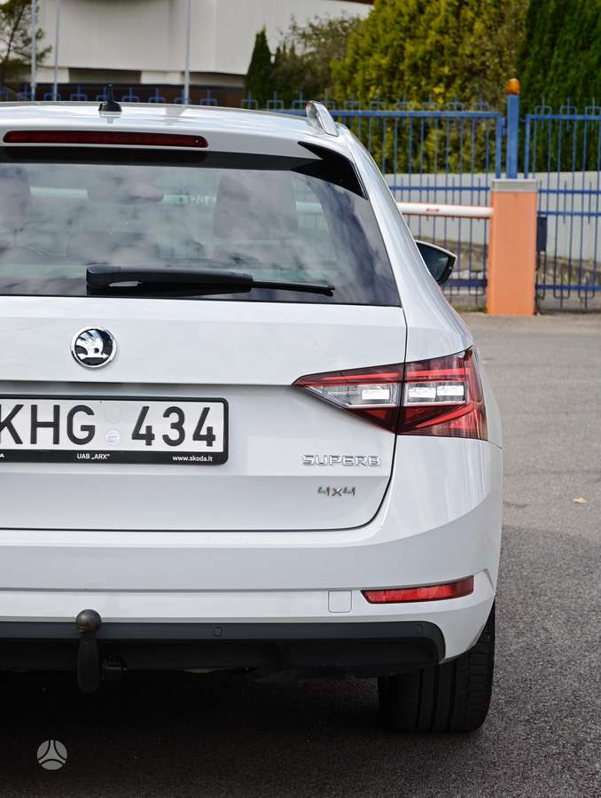 Skoda Superb, 2.0 l., Универсал