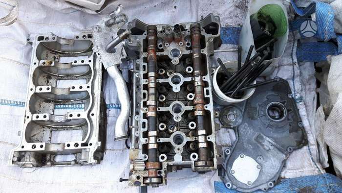 Chevrolet Captiva variklio detalės
