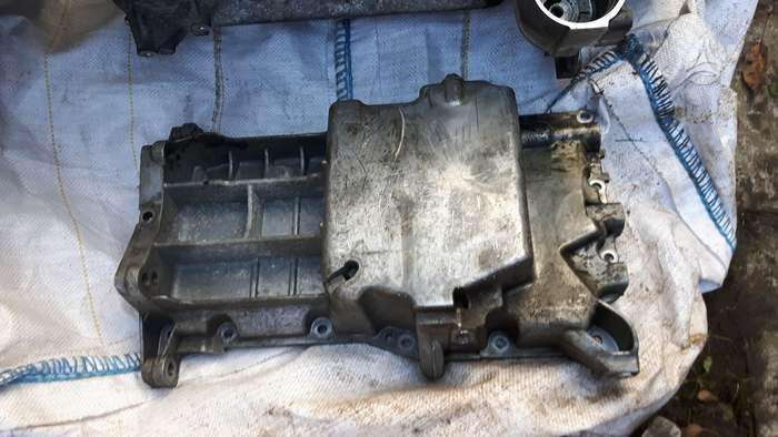 Chevrolet Captiva variklio detalės