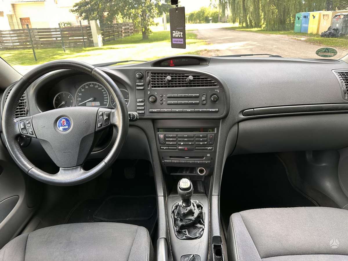 Saab 9-3, universalas