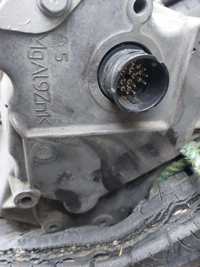 Audi A4 važiuoklės, transmisijos dalys