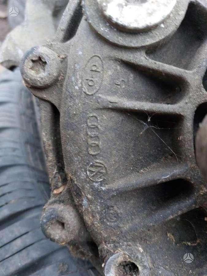 Audi A4 važiuoklės, transmisijos dalys