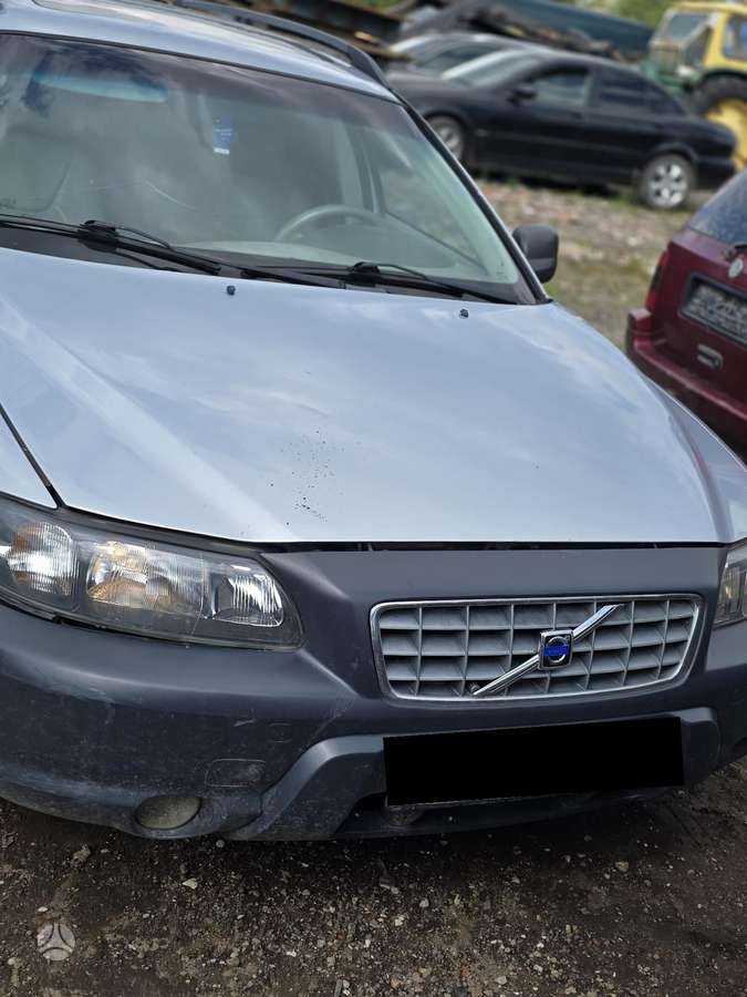 Volvo V70 body parts