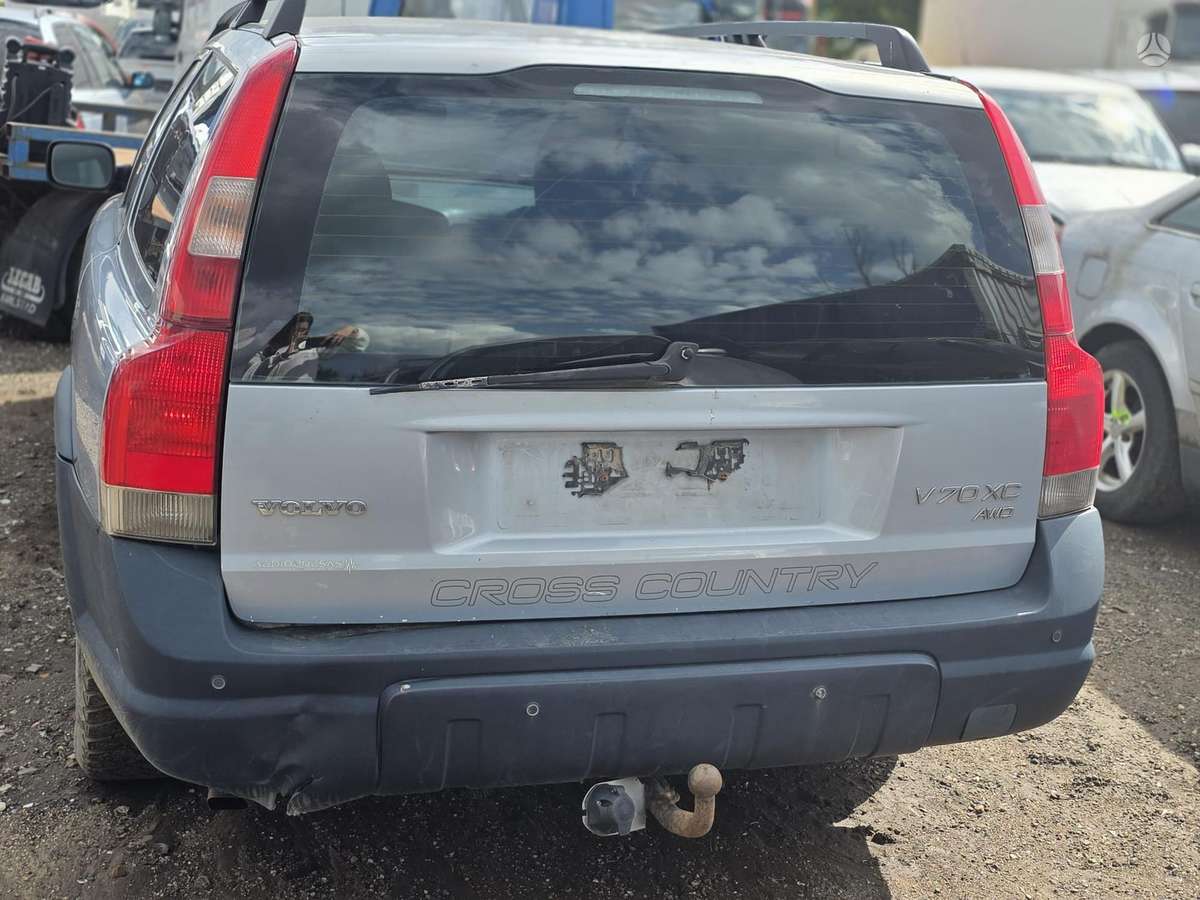 Volvo V70 kėbulo dalys
