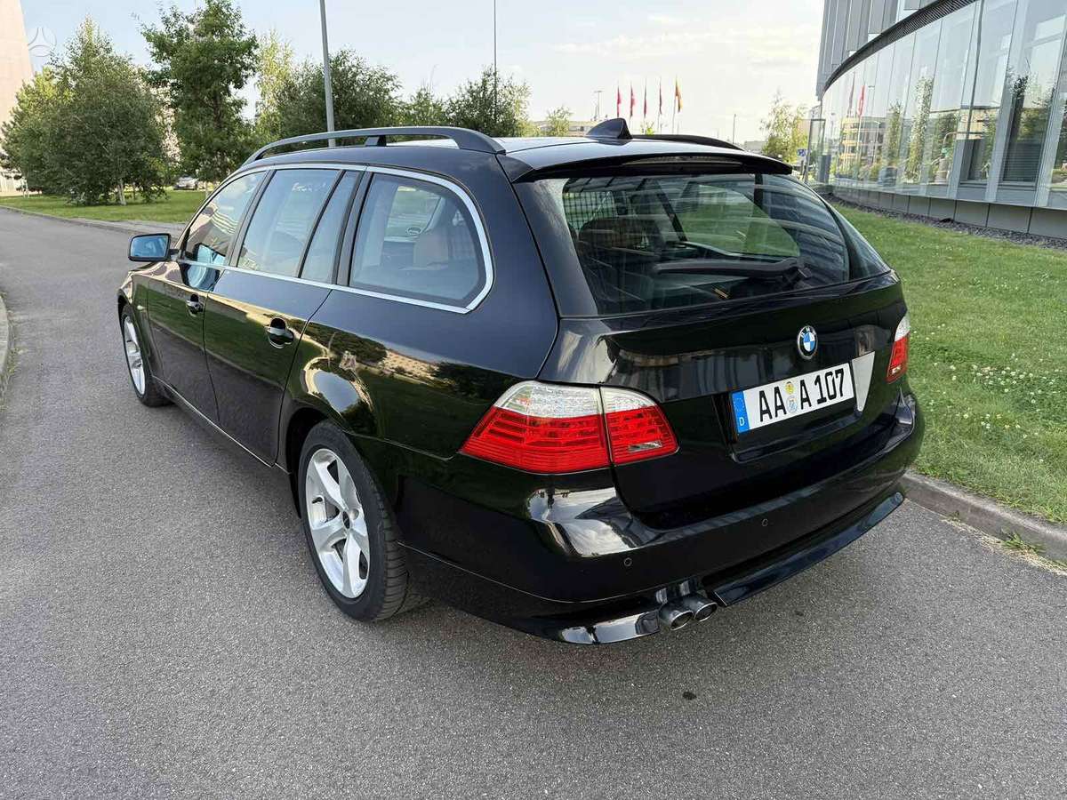 BMW 530, 3.0 l., wagon